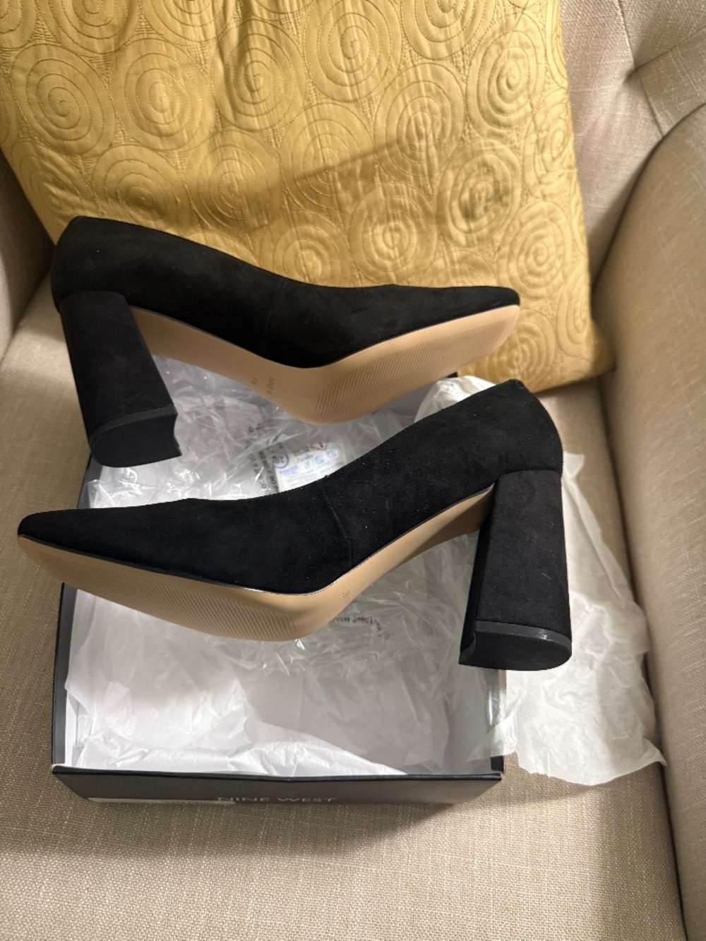 Nine West NIB Black Suede Udele Heels Size 11